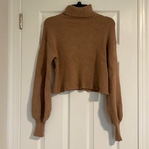 Cropped Turtleneck
